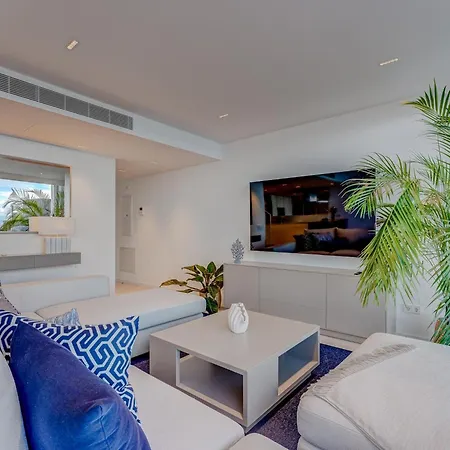 Apartamento Aquasuites Luxury Penthouse A03
